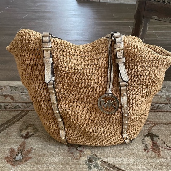 Michael Kors Straw Tote Bag with Metallic Gold Straps - Picture 9 of 12